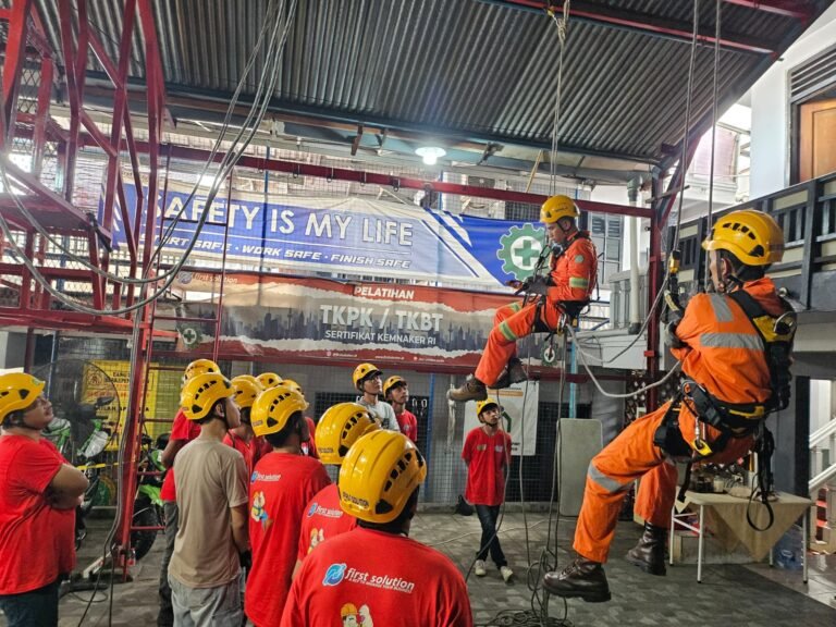 Bingung Pilih TKPK atau TKBT? Ini Perbedaan yang Perlu Kamu Tahu